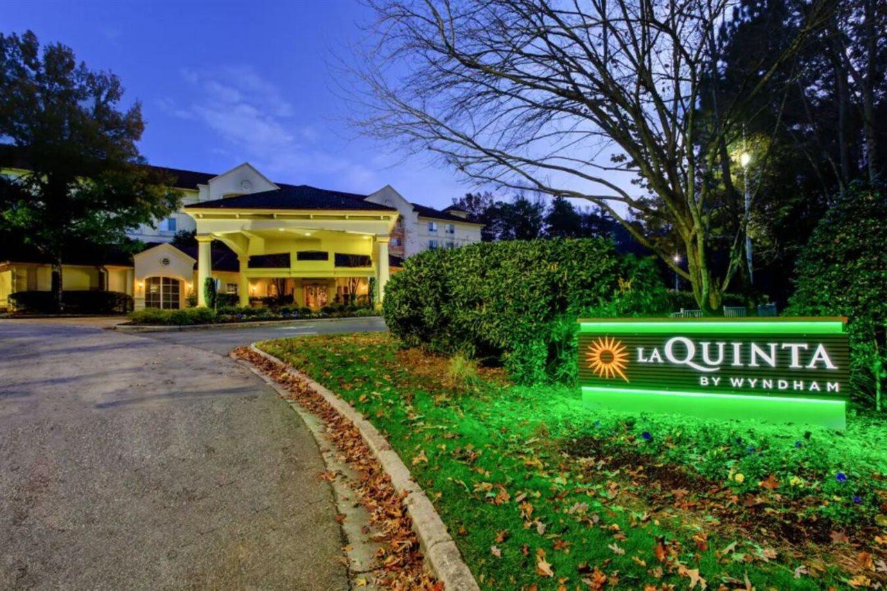 La Quinta By Wyndham Raleigh Crabtree Hotel Exterior foto