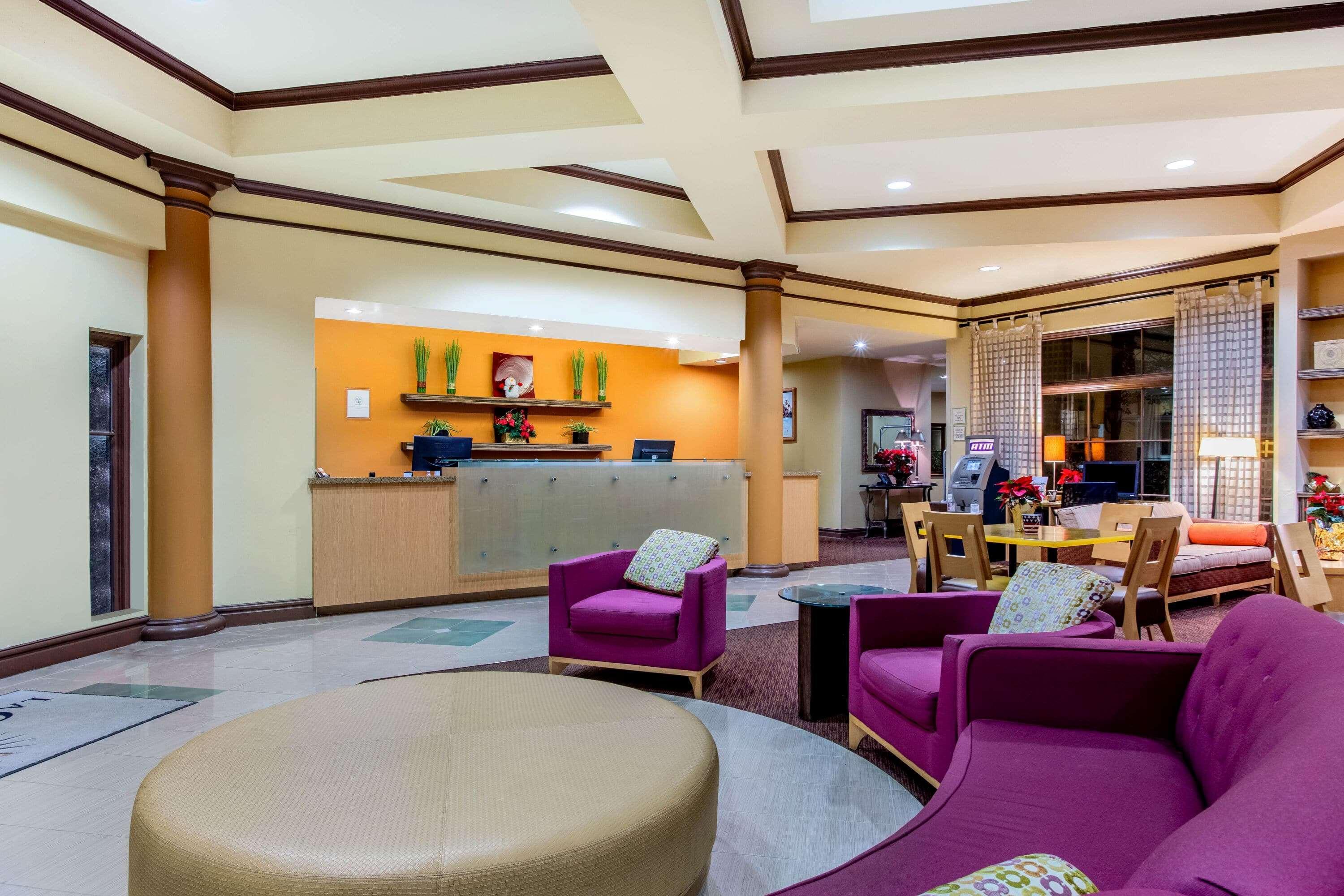 La Quinta By Wyndham Raleigh Crabtree Hotel Exterior foto